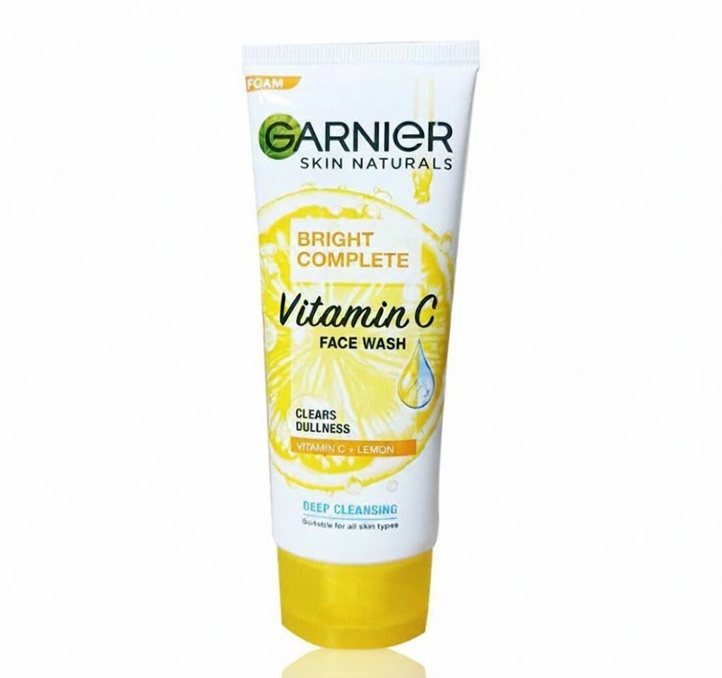 Garnier Bright Complete Vitamin C Face Wash | Clears Dullness & Deep Cleansing-50ml